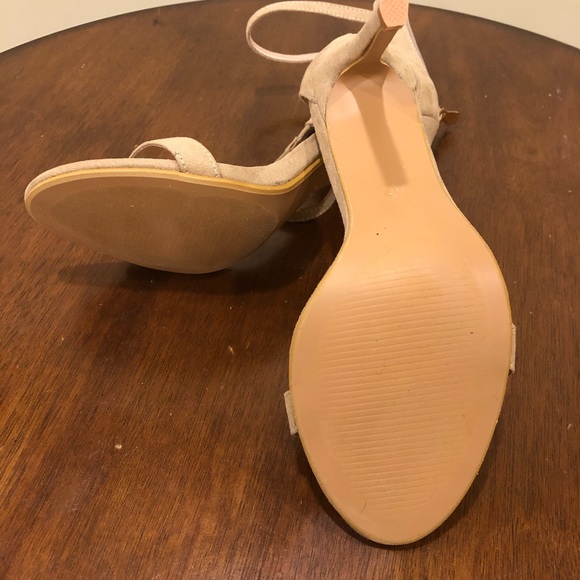 NEW So Me Nude Sandals 4” Heels - Picture 8 of 10